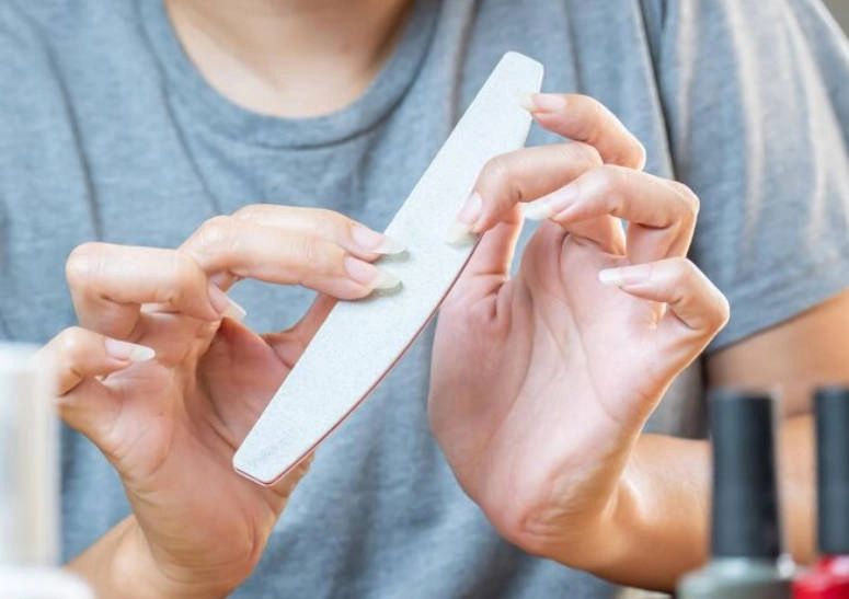 Single-Use vs Washable Nail Files