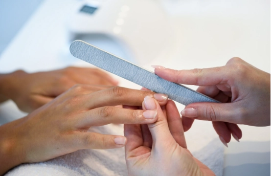 How an Emery Board Supports Effective Nail Care and Maintenance